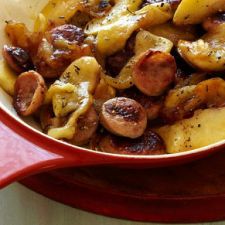 Apple-Sausage Sauté