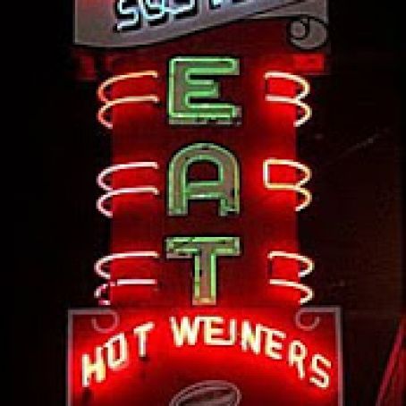 New York System Hot Weiner Sauce