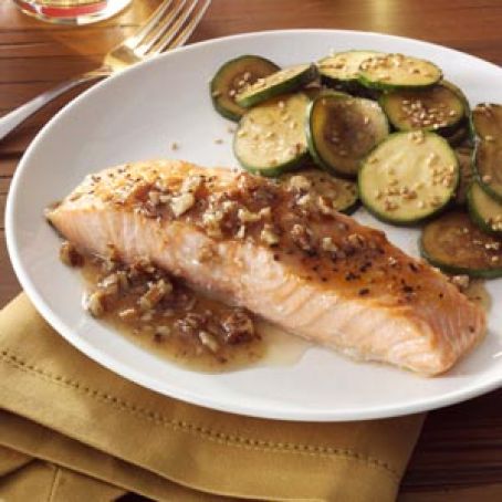 Salmon with Honey Pecan Sauce Recipe