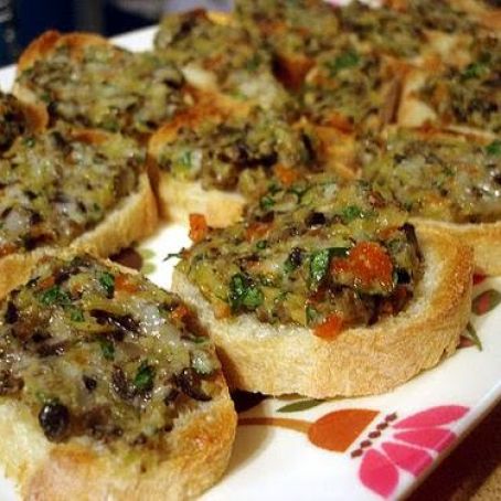 Olive Crostini