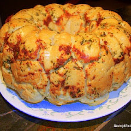 Garlic Parmesan Monkey Bread