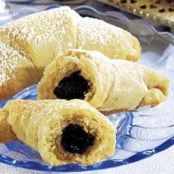 HERSHEY'S HUGS & KISSES Crescents