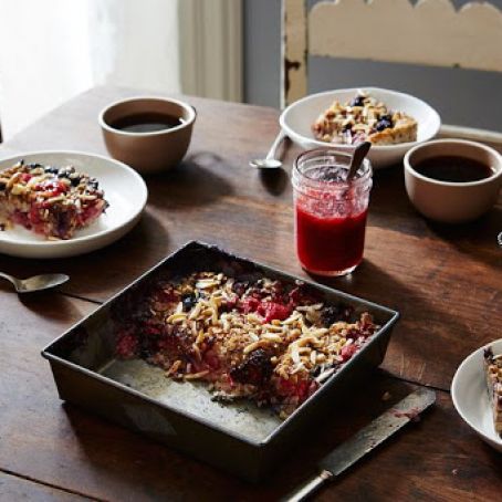 Vegan Vanilla Berry Baked Oatmeal