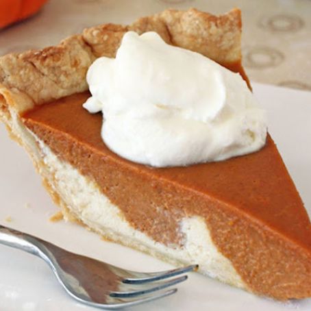PUMPKIN CHEESECAKE PIE
