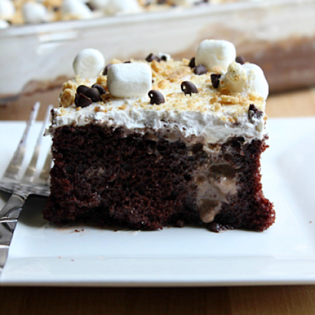 S’mores Poke Cake
