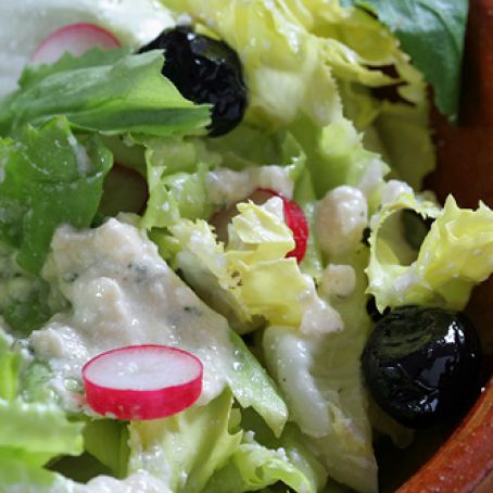 Chicken****Greek Salad with Chicken and Creamy Feta Dressing