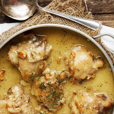 Rustic Chicken with Garlic Gravy