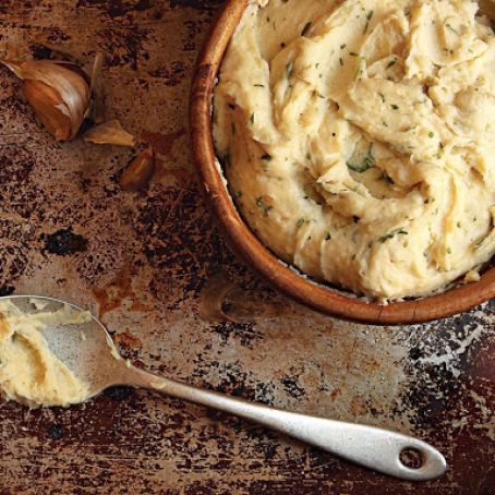 Julia Child's Garlic Mashed Potatoes