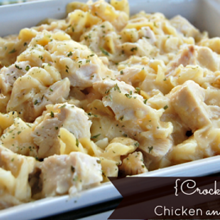 {Crock Pot} Chicken and Noodles
