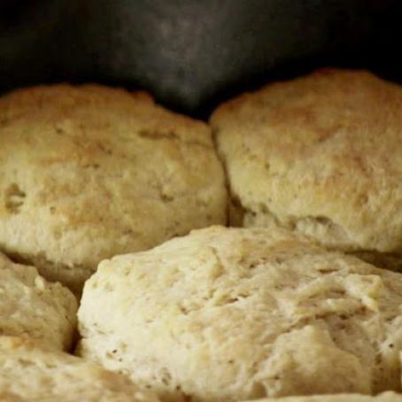 Black Pepper and Sage Biscuits