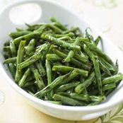 Sautéed Green Beans with Garlic and Herbs