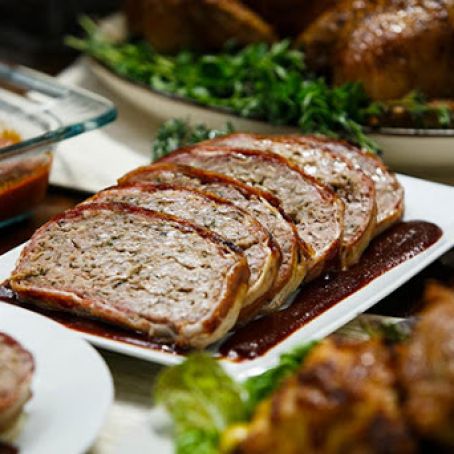 BACON-WRAPPED MEATLOAF