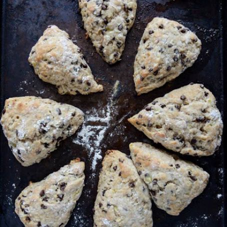Banana bread scones