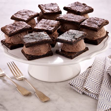 Gluten-Free Ice Cream Sandwich