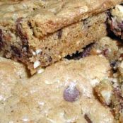 Hazelnut Chocolate Chip Bars