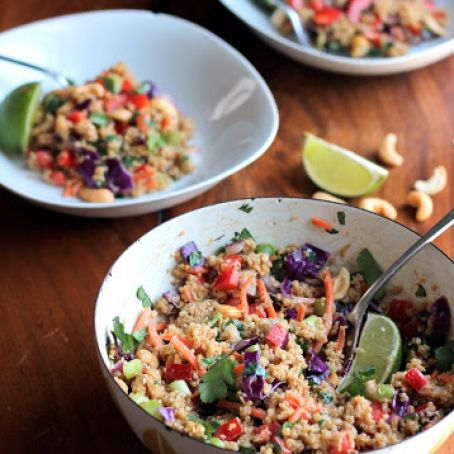 Crunchy Cashew Thai Quinoa Salad with Ginger Peanut Dressing {vegan & gluten-free} | Ambitious Kitchen