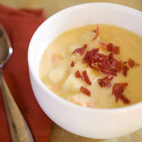 CHEESY POTATO SOUP WITH CRISPY PROSCIUTTO