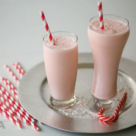 Crushed Peppermint Frozen Frappe