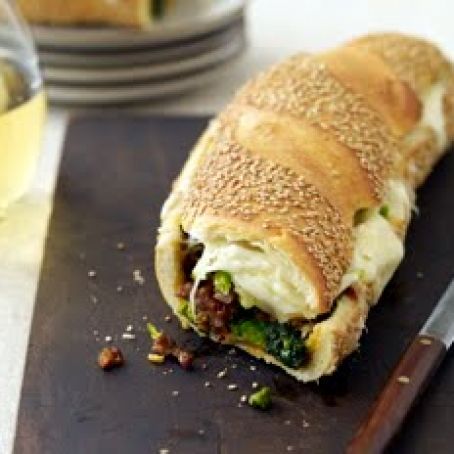 Pat's Rabe Stromboli Bread