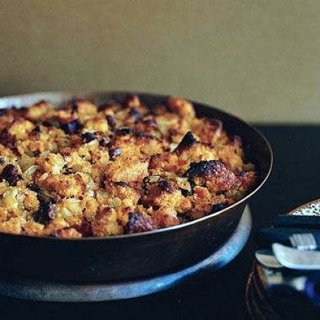 Corn-Bread and Chorizo Stuffing