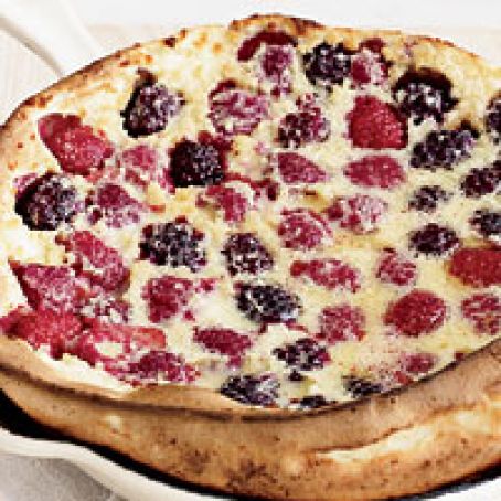 Mixed-Berry Dutch Baby
