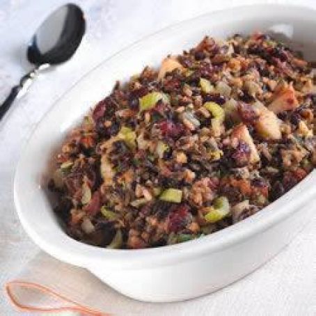 Wild Rice with Currants and Sauteed Apples