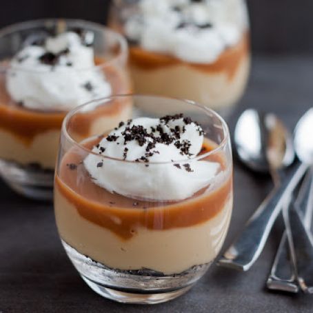 Salted Caramel Pudding Cups