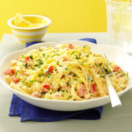 Lemon-Garlic Cream Fettuccine Recipe