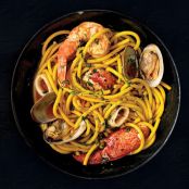 Bucatini ai Frutti di Mare (Seafood Pasta)