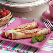 Strawberry Crepe Roll-Ups Recipe