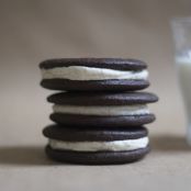 Bourbon-O's (Chocolate Sandwich Cookies with Bourbon Cream)