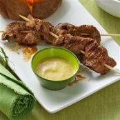 Beef Kabobs with Chutney Sauce