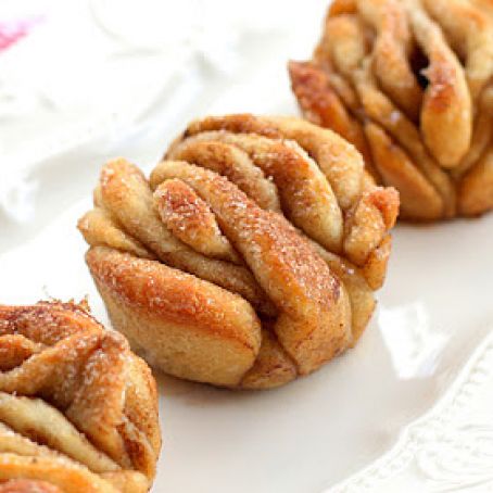Cinnamon Sugar Pull-Apart Muffins