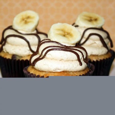 Chocolate and Banana Cupcakes with PB Buttercream