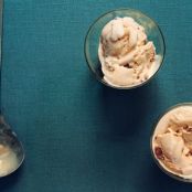 DULCE DE LECHE ICE CREAM