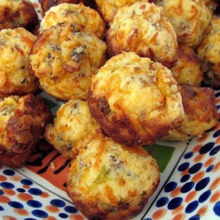 Sausage-and-Cheddar Muffins