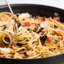 Tuscan Chicken and Spaghetti