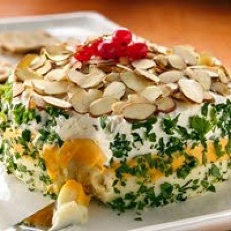 Three-Cheese Party Wheel