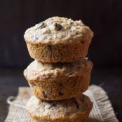 quickbread - skinny banana chocolate chip quinoa muffins