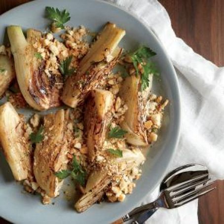 Braised Fennel with Parmesan Breadcrumbs