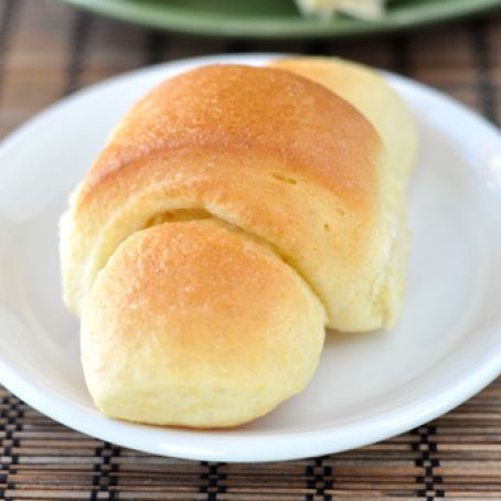 Rolls: Buttery Cornmeal Crescent Rolls