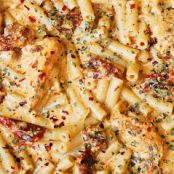 Chicken Mozzarella Pasta with Sun-Dried Tomatoes