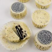 Cookies and Cream Cheesecakes