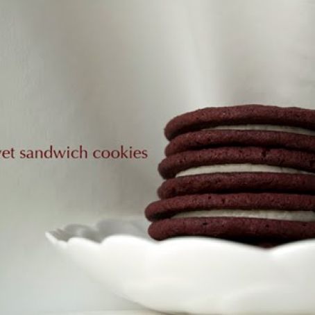 red velvet sandwich cookies