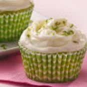 KEY LIME CUPCAKES WITH CREAMY LIME FROSTING