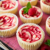 Raspberry Swirled Cheesecake Cupcakes