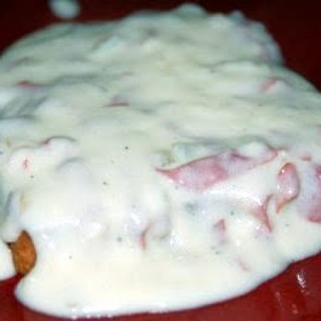 Creamed Ham and Toast