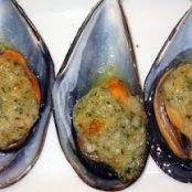 MEJILLONES CON MANTEQUILLA DE AJO