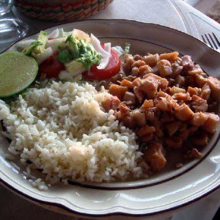 PULPO AL MOJO DE AJO