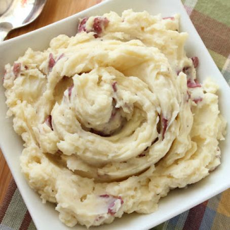 Restaurant-Style Garlic Mashed Potatoes
